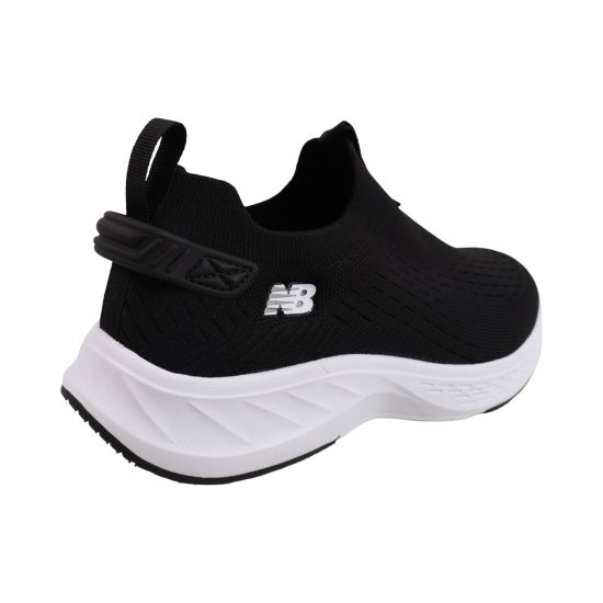 Кросівки чоловічі New Balance чорні текстиль 746-26LK