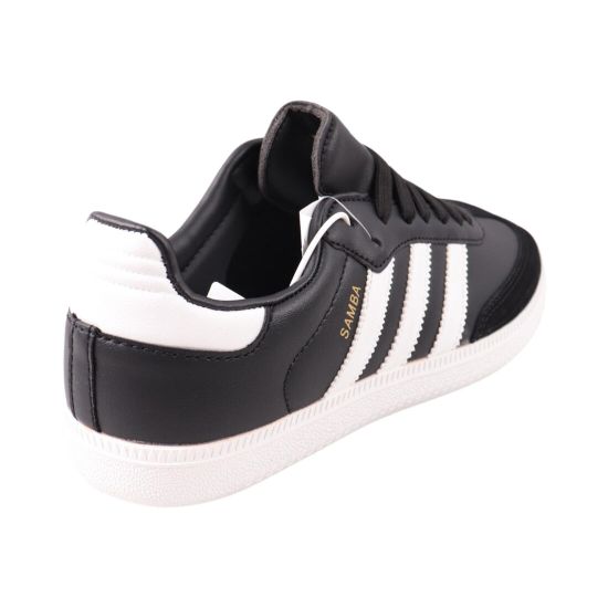 Кросівки чоловічі Adidas чорні 105-23DK