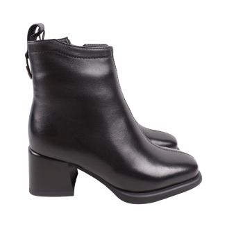 Ботинки женские Carvelle черные натуральная кожа