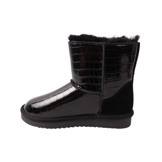 Уги жіночі UGG чорні натуральна лакована шкіра 290-22ZU